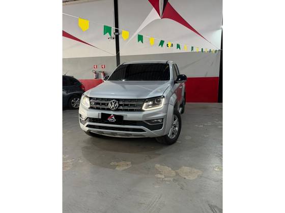 VOLKSWAGEN AMAROK 3.0 V6 TDI DIESEL HIGHLINE CD 4MOTION AUTOMÁTICO VOLKSWAGEN AMAROK 3.0 V6 TDI DIESEL HIGHLINE CD 4MOTION AUTOMÁTICO